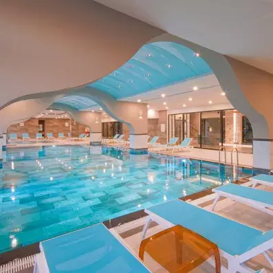 piscine intérieure