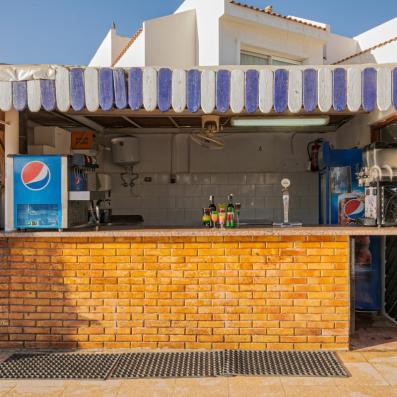 beach bar