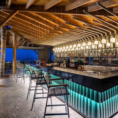 bar