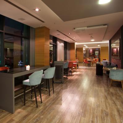 lobby bar 