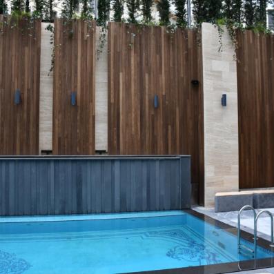 piscine intérieure 