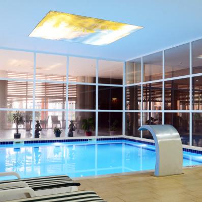 piscine intérieure 