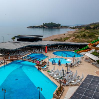 piscine extérieure 