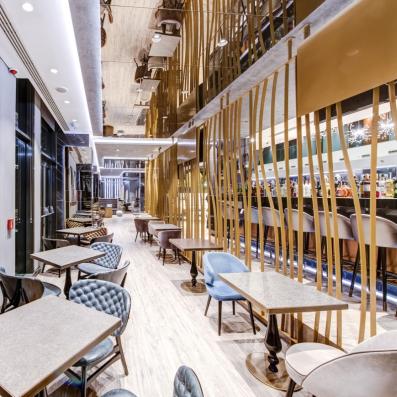 lobby bar 