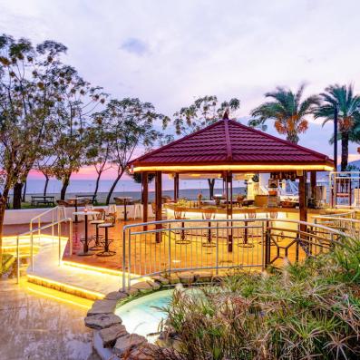 pool bar 