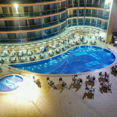 piscine intérieure