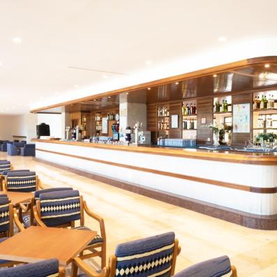 lobby bar 