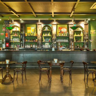 lobby bar 