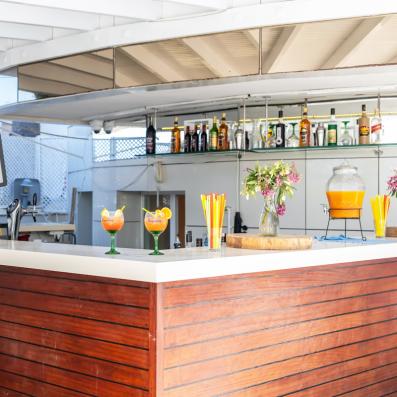 bar