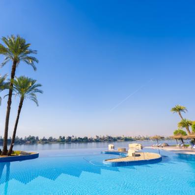 piscine vue sur le nil 