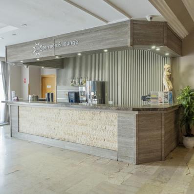 lobby bar 