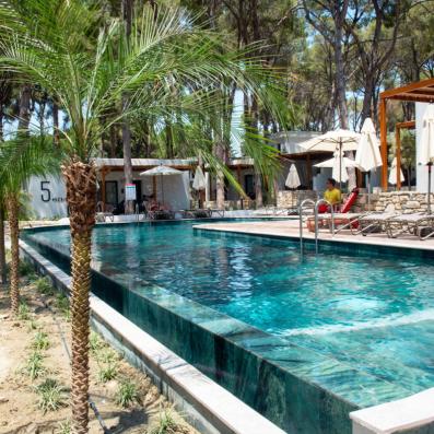 piscine extérieure