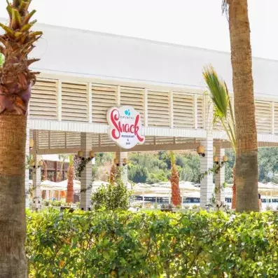 entrée du snack extérieur