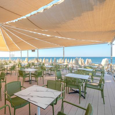 beach bar