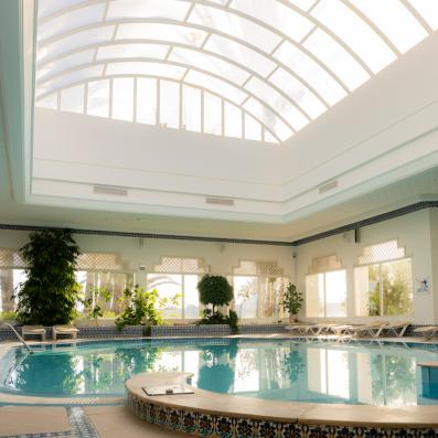 piscine intérieure