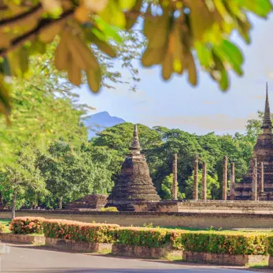 temple au sein de la nature