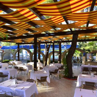 restaurant buffet