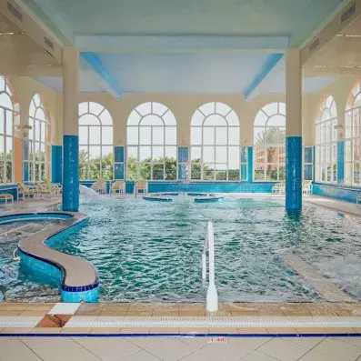 piscine intérieure