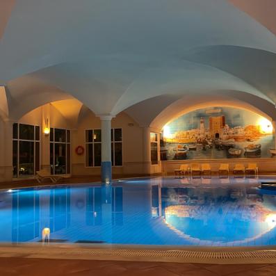 piscine intérieure