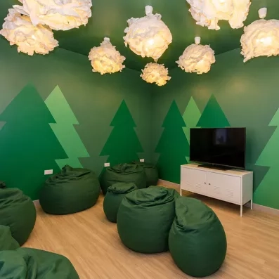 salle de télévision pour enfants