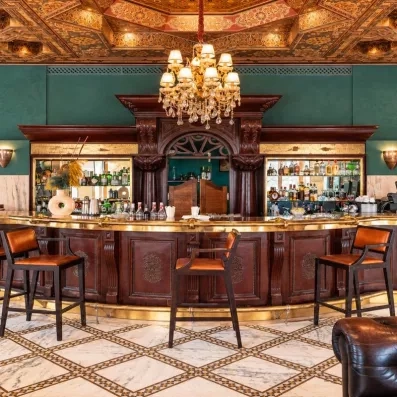 bar avec tabouret 