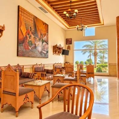 Salon oriental traditionnel à l'hôtel de séjour Nour Palace Resort à Mahdia