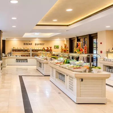 plusieurs comptoir de buffet 