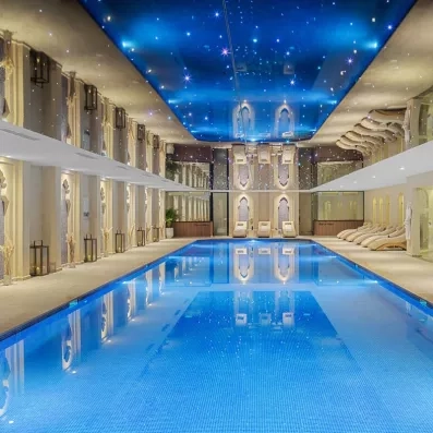 piscine intérieure