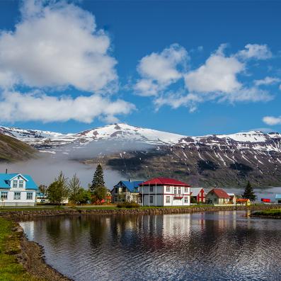 maisons dans fjord