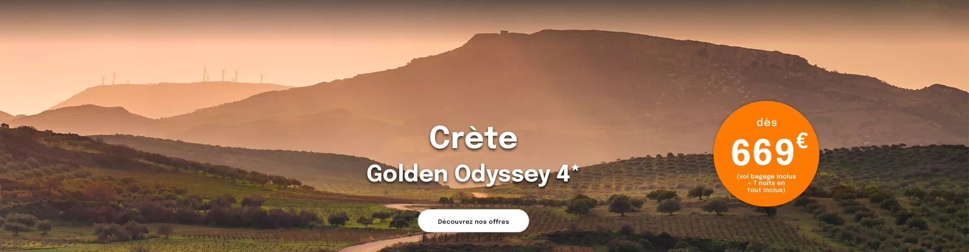 un paysage de montagnes et d'oliviers en Crète