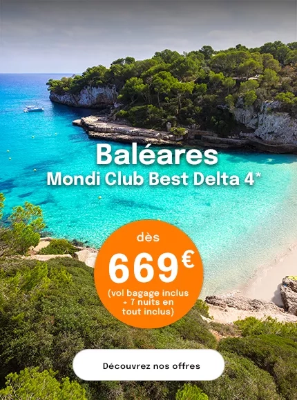 une crique aux eaux turquoise aux Baléares