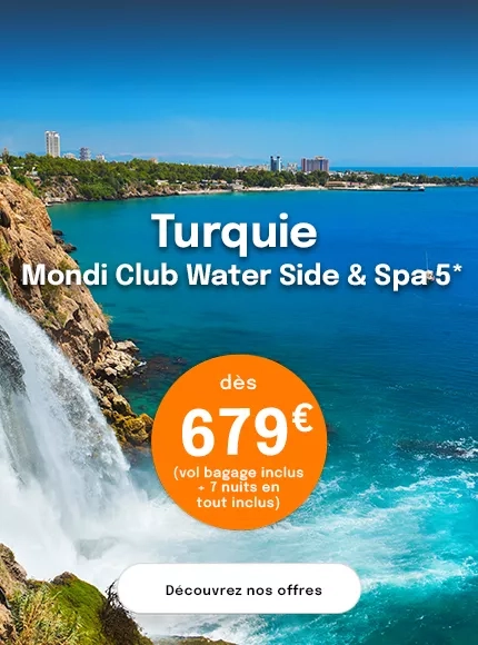 vue sur la mer et une cascade en Turquie avec une offre dès 679€