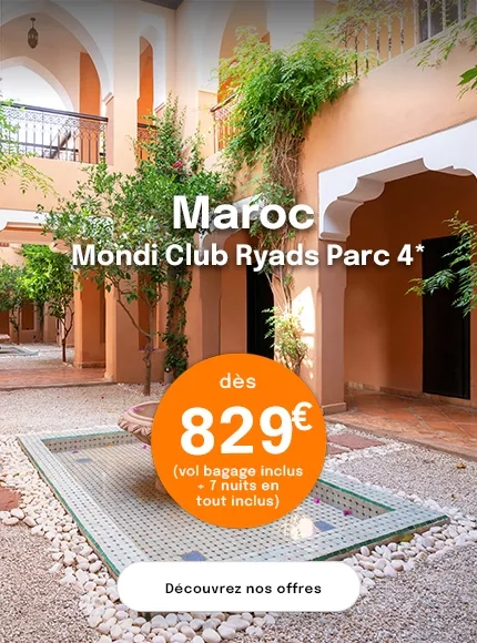 des bâtiments ocres d'architecture mauresque avec une offre Maroc dès 829€