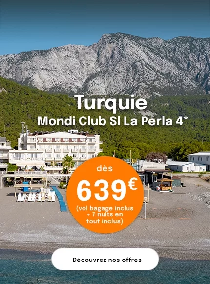 un hôtel entre les montagnes et la mer