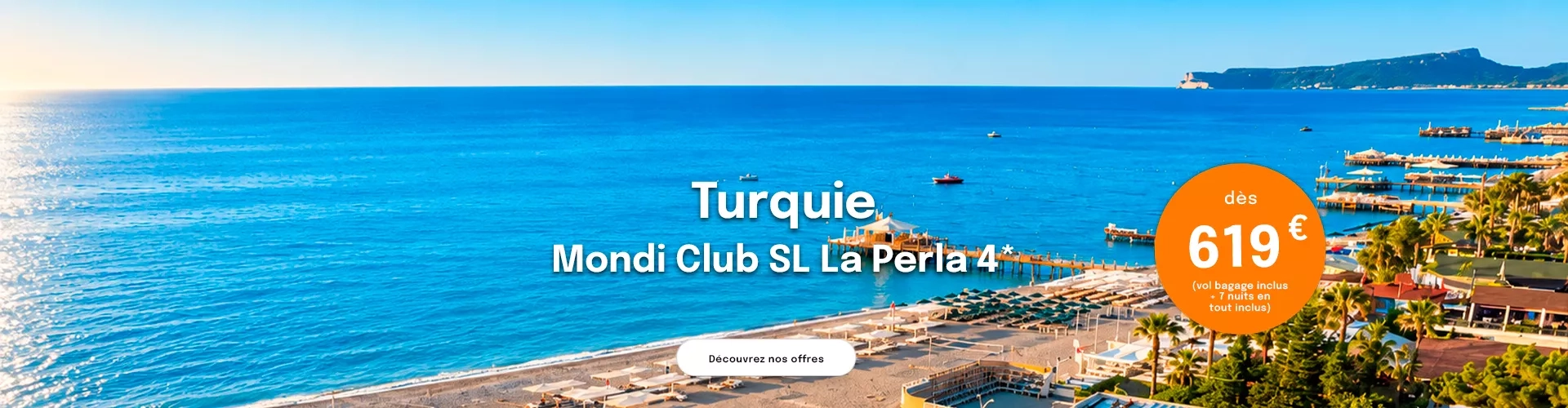 vue sur une plage en Turquie avec la mer Mediterranée