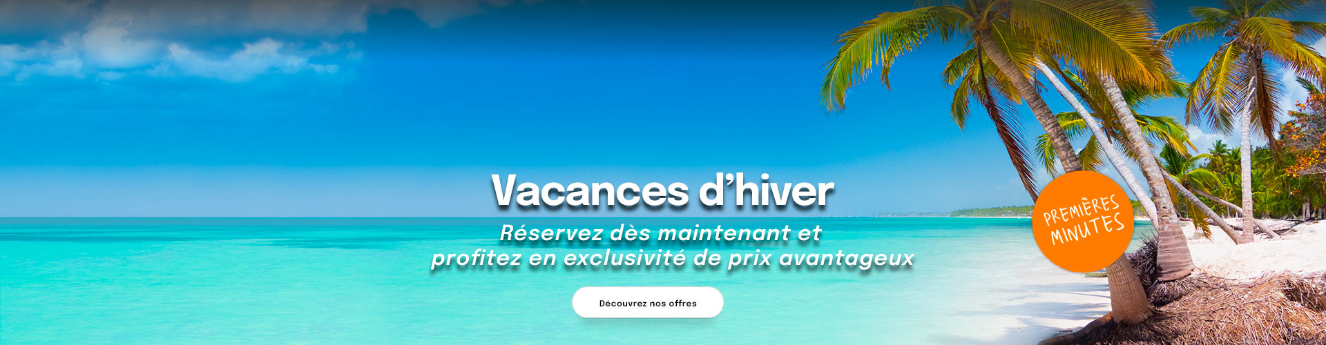 plage de sable blanc, mer turquoise et cocotiers