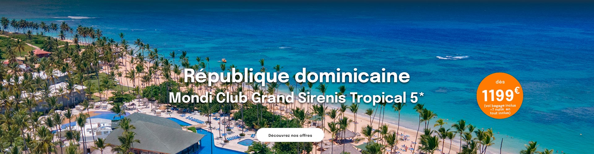 piscine et plage avec cocotiers