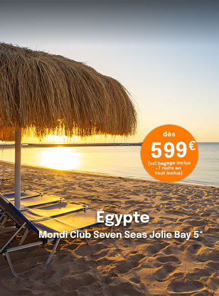 plage au coucher du soleil